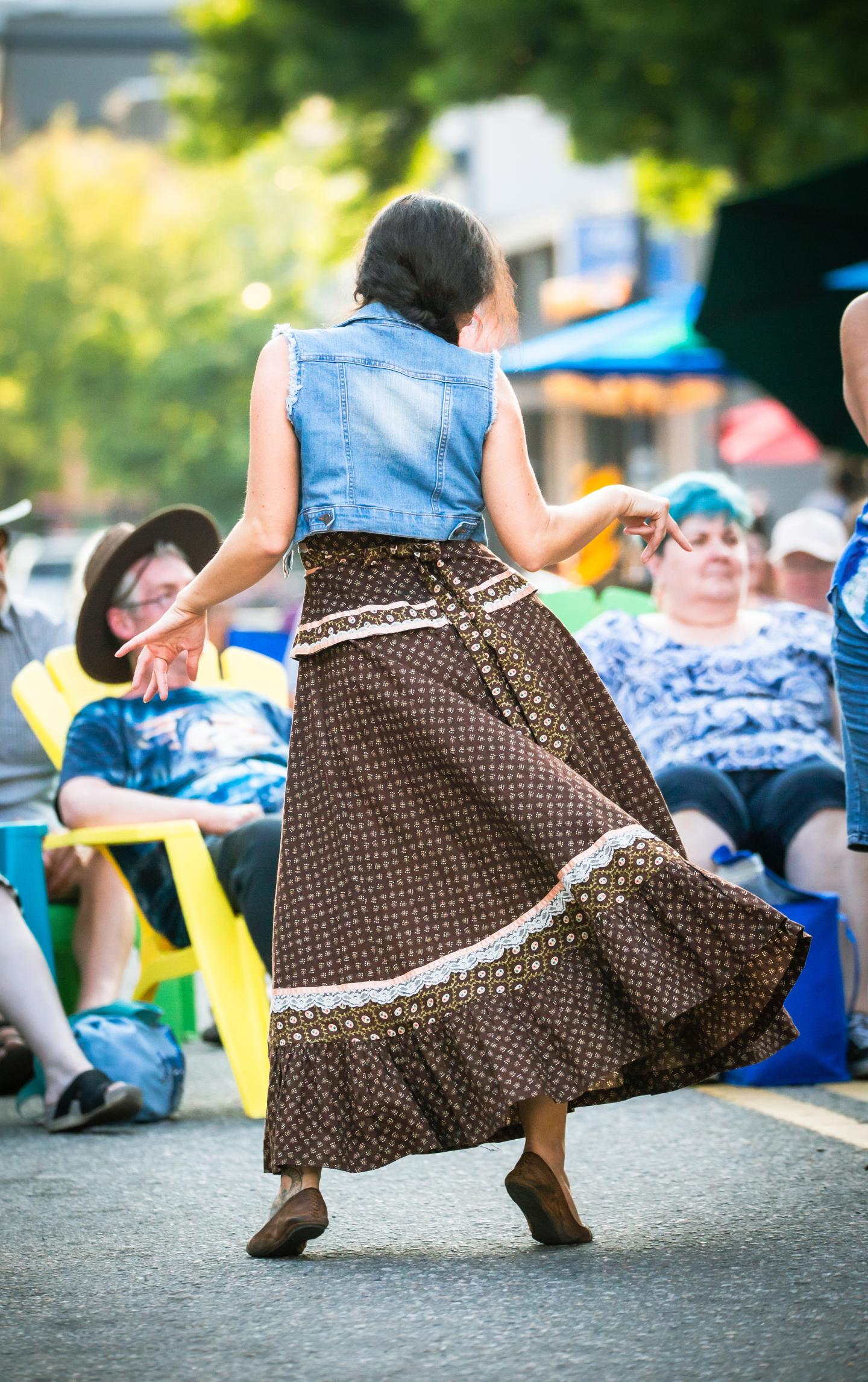 downtown sounds dancing